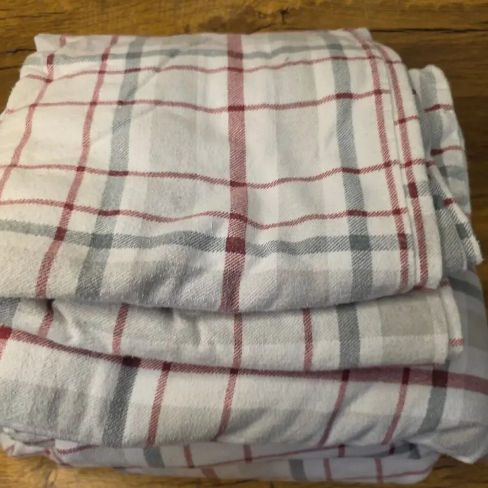 Modern Southern Home Red Grey Green Flannel King Flat Fitted Sheet set